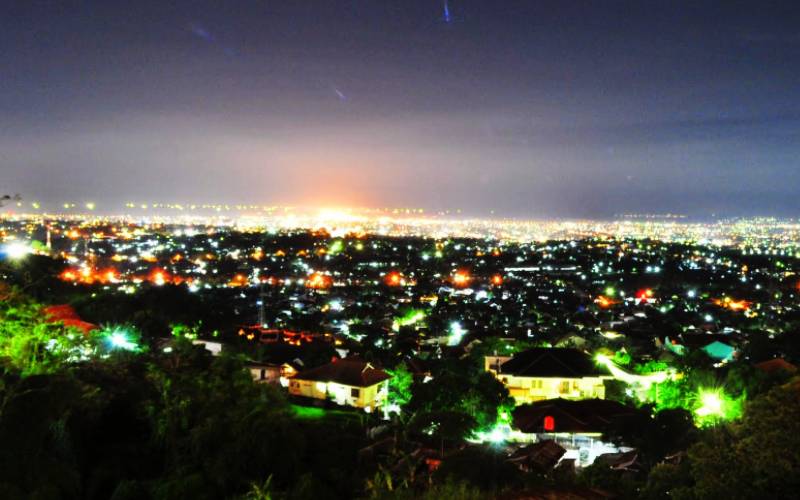 Wisata Malam di Semarang