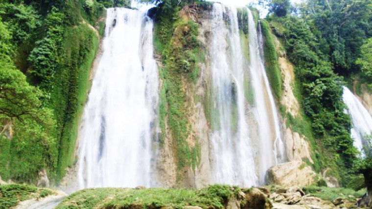 Curug Cikaso
